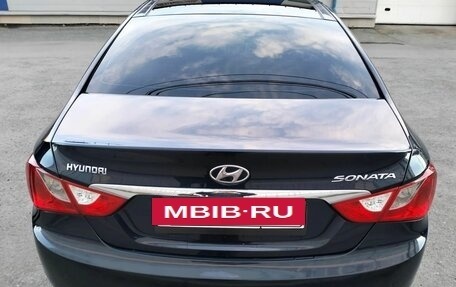 Hyundai Sonata VI, 2010 год, 1 250 000 рублей, 2 фотография