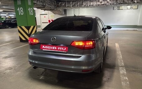 Volkswagen Jetta VII, 2015 год, 930 000 рублей, 2 фотография