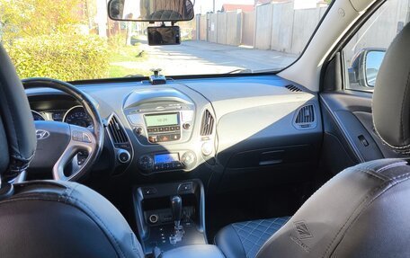 Hyundai ix35 I рестайлинг, 2012 год, 860 000 рублей, 6 фотография