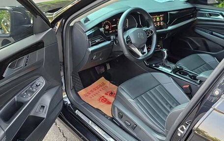Volkswagen Passat B8 рестайлинг, 2023 год, 1 900 000 рублей, 5 фотография