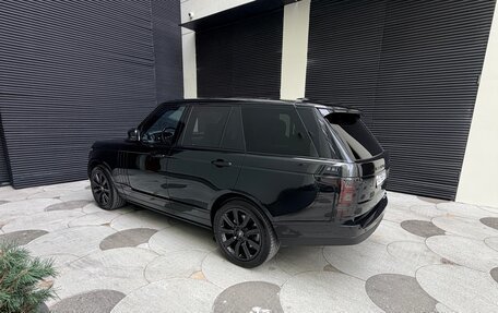Land Rover Range Rover IV рестайлинг, 2015 год, 3 900 000 рублей, 3 фотография