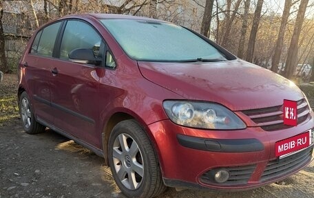 Volkswagen Golf Plus I, 2008 год, 444 000 рублей, 2 фотография