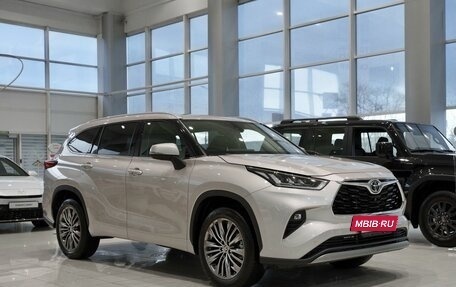 Toyota Highlander, 2026 год, 5 800 000 рублей, 3 фотография