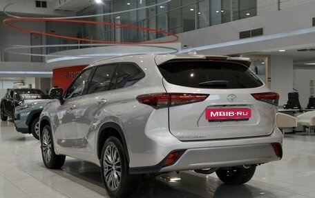 Toyota Highlander, 2026 год, 5 800 000 рублей, 8 фотография