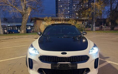 KIA Stinger I, 2018 год, 2 700 000 рублей, 3 фотография