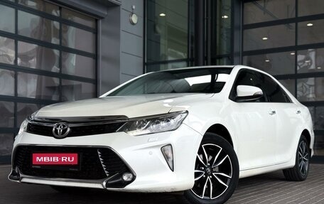 Toyota Camry, 2017 год, 2 279 000 рублей, 9 фотография