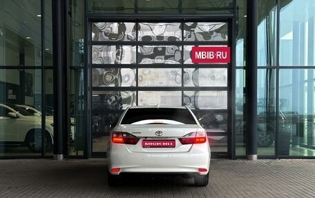 Toyota Camry, 2017 год, 2 279 000 рублей, 6 фотография