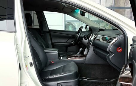 Toyota Camry, 2017 год, 2 279 000 рублей, 17 фотография