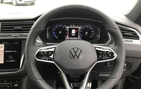 Volkswagen Tiguan II, 2022 год, 2 850 015 рублей, 9 фотография