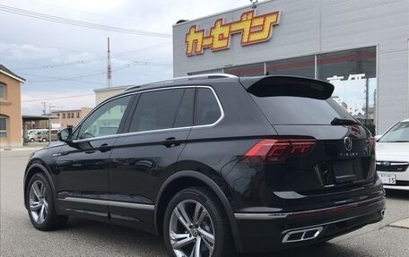 Volkswagen Tiguan II, 2022 год, 2 850 015 рублей, 6 фотография