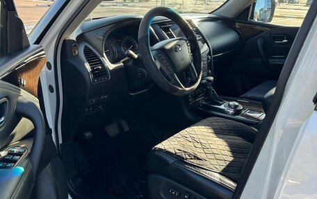 Infiniti QX56, 2010 год, 2 800 000 рублей, 15 фотография