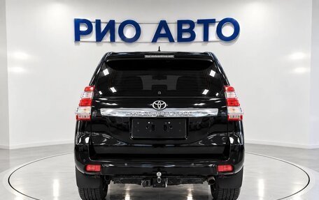 Toyota Land Cruiser Prado 150 рестайлинг, 2015 год, 2 999 999 рублей, 6 фотография