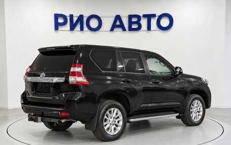 Toyota Land Cruiser Prado 150 рестайлинг, 2015 год, 2 999 999 рублей, 4 фотография
