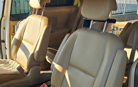 KIA Carnival III, 2019 год, 2 300 000 рублей, 12 фотография