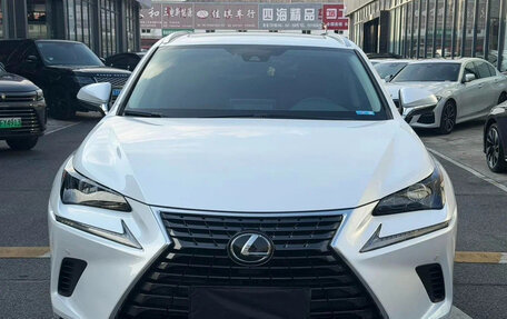 Lexus NX I, 2018 год, 2 570 000 рублей, 2 фотография