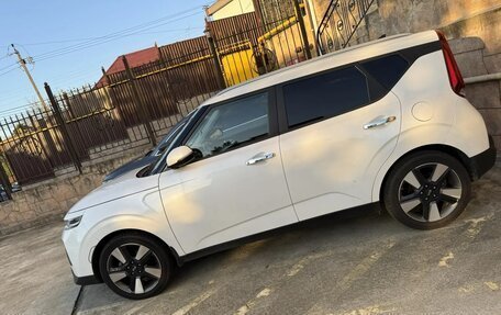 KIA Soul III, 2020 год, 2 000 000 рублей, 3 фотография