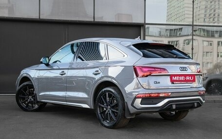 Audi Q5, 2021 год, 4 990 000 рублей, 6 фотография