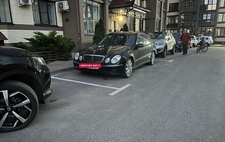 Mercedes-Benz E-Класс, 2005 год, 1 200 000 рублей, 4 фотография