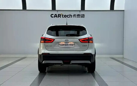 Nissan Qashqai, 2022 год, 2 353 000 рублей, 4 фотография