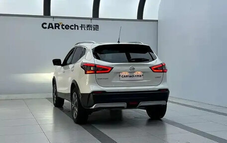 Nissan Qashqai, 2022 год, 2 353 000 рублей, 3 фотография