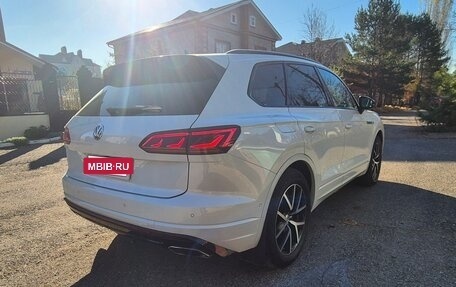 Volkswagen Touareg III, 2019 год, 4 350 000 рублей, 4 фотография
