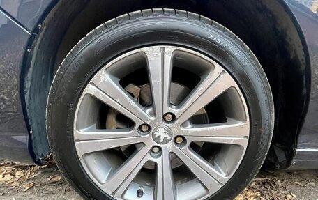 Peugeot 408 I рестайлинг, 2012 год, 555 555 рублей, 12 фотография
