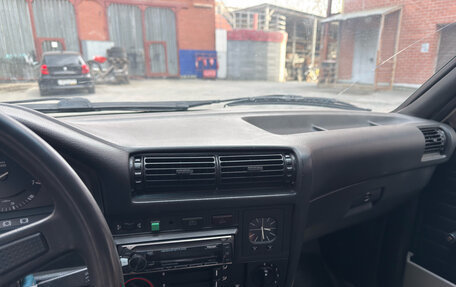 BMW 3 серия, 1988 год, 890 000 рублей, 4 фотография