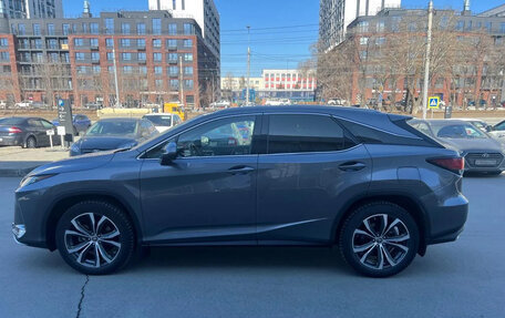 Lexus RX IV рестайлинг, 2019 год, 5 200 000 рублей, 2 фотография