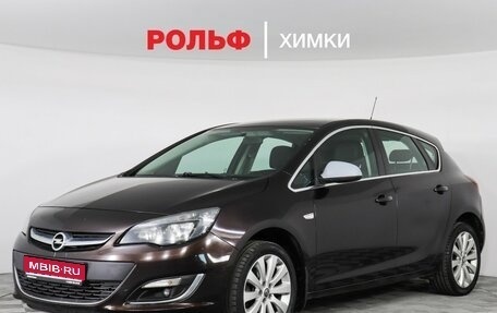 Opel Astra J, 2014 год, 847 000 рублей, 1 фотография