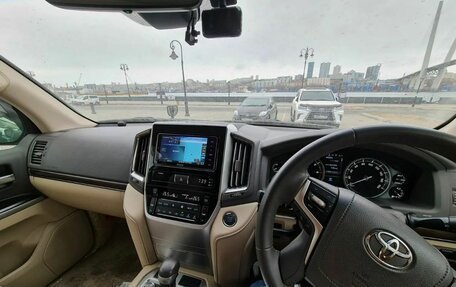 Toyota Land Cruiser 200, 2019 год, 7 000 000 рублей, 2 фотография