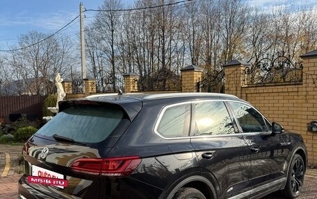 Volkswagen Touareg III, 2019 год, 4 500 000 рублей, 4 фотография