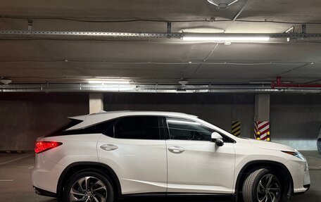 Lexus RX IV рестайлинг, 2016 год, 3 400 000 рублей, 5 фотография
