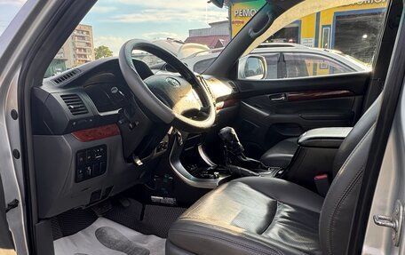 Toyota Land Cruiser Prado 120, 2004 год, 1 750 000 рублей, 5 фотография