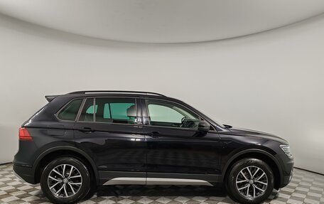 Volkswagen Tiguan II, 2019 год, 2 655 000 рублей, 4 фотография
