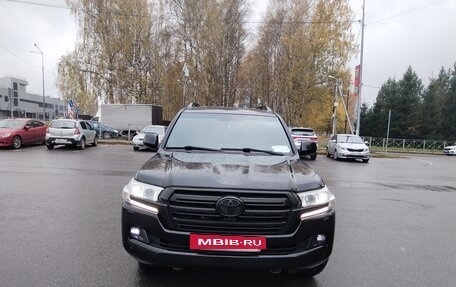 Toyota Land Cruiser 200, 2011 год, 4 000 000 рублей, 2 фотография