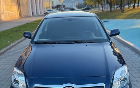 Toyota Avensis III рестайлинг, 2006 год, 675 000 рублей, 6 фотография