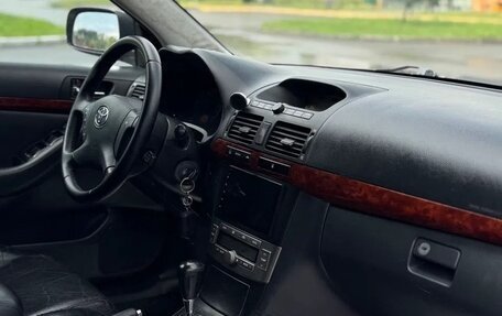 Toyota Avensis III рестайлинг, 2004 год, 580 000 рублей, 8 фотография