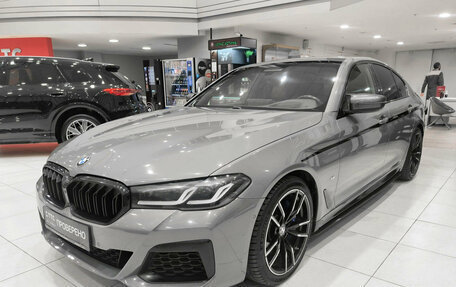 BMW 5 серия, 2021 год, 3 550 000 рублей, 5 фотография