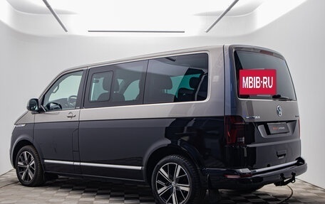 Volkswagen Multivan T6 рестайлинг, 2021 год, 4 790 000 рублей, 2 фотография