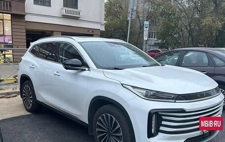 CheryExeed TXL, 2022 год, 2 490 000 рублей, 2 фотография