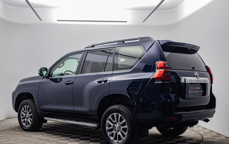 Toyota Land Cruiser Prado 150 рестайлинг, 2019 год, 5 122 000 рублей, 3 фотография
