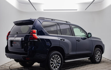 Toyota Land Cruiser Prado 150 рестайлинг, 2019 год, 5 122 000 рублей, 5 фотография