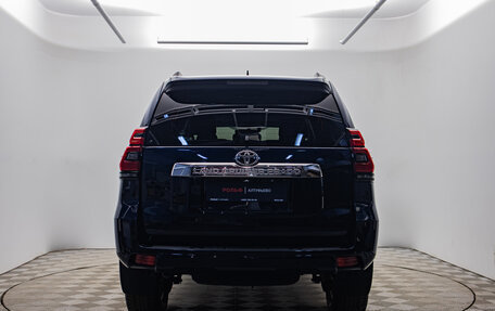 Toyota Land Cruiser Prado 150 рестайлинг, 2019 год, 5 122 000 рублей, 4 фотография