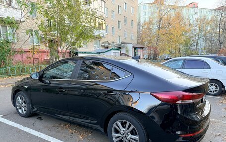 Hyundai Elantra VI, 2017 год, 1 550 000 рублей, 3 фотография