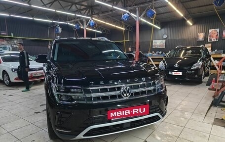 Volkswagen Teramont I, 2022 год, 4 400 000 рублей, 2 фотография
