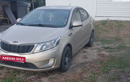 KIA Rio III рестайлинг, 2012 год, 650 000 рублей, 2 фотография