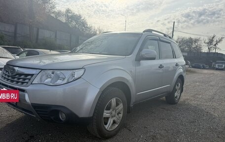 Subaru Forester, 2011 год, 950 000 рублей, 2 фотография