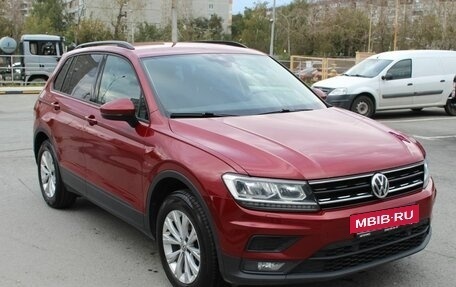 Volkswagen Tiguan II, 2020 год, 2 200 000 рублей, 3 фотография
