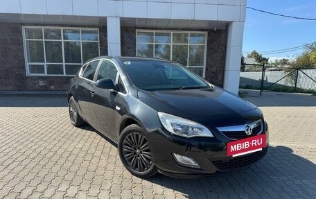 Opel Astra J, 2010 год, 485 000 рублей, 3 фотография