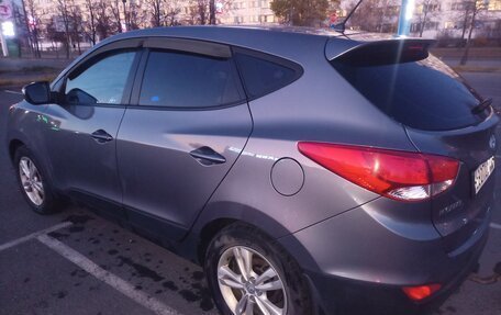 Hyundai ix35 I рестайлинг, 2013 год, 960 000 рублей, 3 фотография